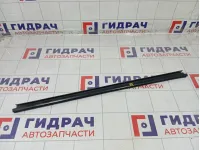 Уплотнитель стекла переднего левого Renault Logan 6001547003