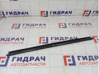 Уплотнитель стекла переднего правого Renault Logan 6001547002