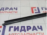 Уплотнитель стекла переднего правого Renault Logan 6001547002