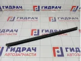 Уплотнитель стекла заднего правого Renault Logan 6001547008
