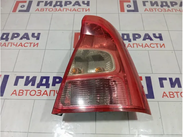 Фонарь задний правый Renault Logan 8200744759