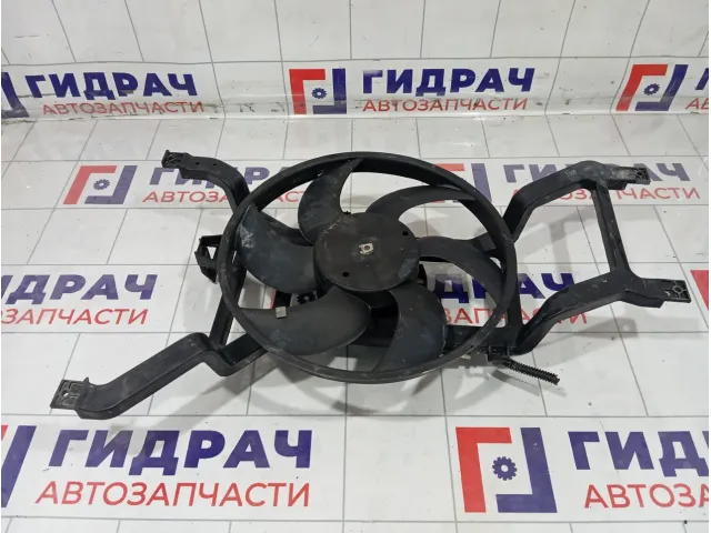 Вентилятор радиатора Renault Logan 214817807R