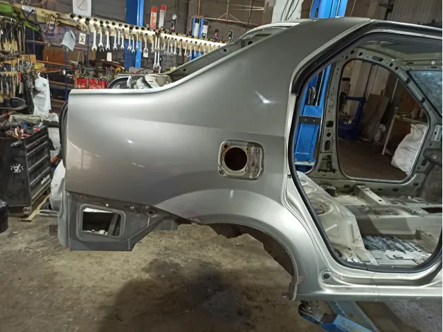 Крыло заднее правое Renault Logan