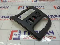 Рамка магнитолы Renault Logan 8200739438