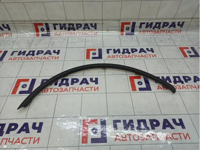 Накладка крыла заднего правого Renault Logan 8200419796