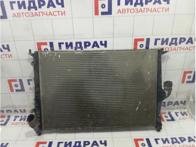 Радиатор основной Renault Logan 8200735039