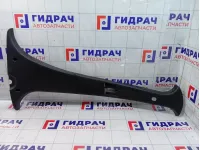 Обшивка стойки средней правой Renault Logan 8200804513