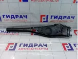 Решетка под лобовое стекло (Жабо) левая Renault Logan 8200825457