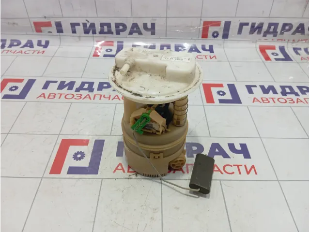 Насос топливный Renault Logan 6001547604