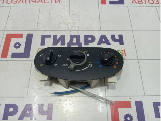 Блок управления отопителем (печкой) Renault Logan 6001551698