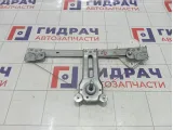 Стеклоподъемник механический задний правый Renault Logan 8200783891