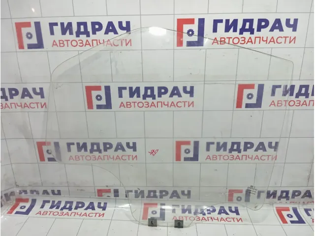 Стекло двери задней правой Renault Logan 8200240552