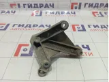 Кронштейн КПП (АКПП, МКПП) Renault Logan 8200043084