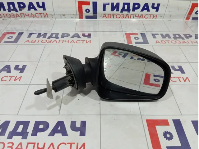 Зеркало механическое правое Renault Logan 963017145R