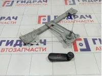 Стеклоподъемник механический задний левый Renault Logan 8200783890