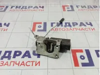 Замок двери передней левой Renault Logan 8200928468