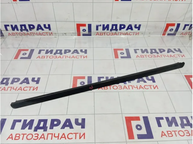 Накладка стекла переднего левого Renault Logan 6001548979