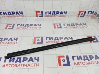Уплотнитель стекла переднего левого Renault Logan 6001547003
