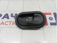 Ручка двери внутренняя правая Renault Logan 8200733847