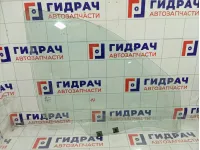 Стекло двери передней правой Renault Logan 8200240554
