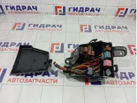 Блок предохранителей Renault Logan