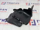 Пыльник двигателя правый Renault Logan 638303094R
