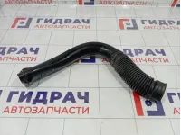 Патрубок воздушного фильтра Renault Logan 165569445R
