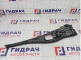 Решетка под лобовое стекло (Жабо) правая Renault Logan 8200294316