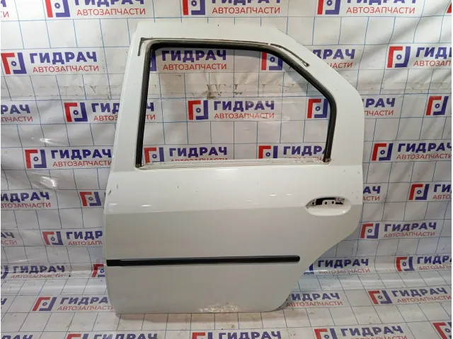 Дверь задняя левая Renault Logan 821017311R