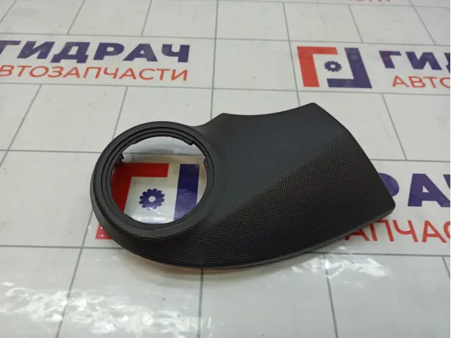 Накладка торпедо левая Renault Logan 8200773508