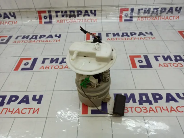 Насос топливный Renault Logan 6001547604