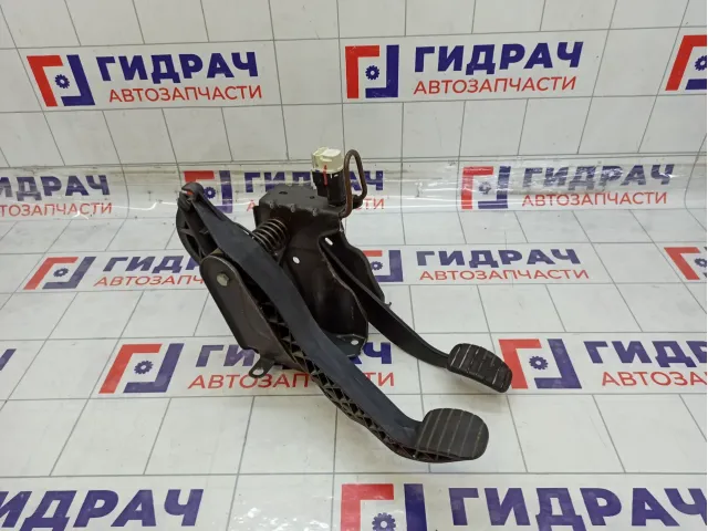 Блок педалей Renault Logan