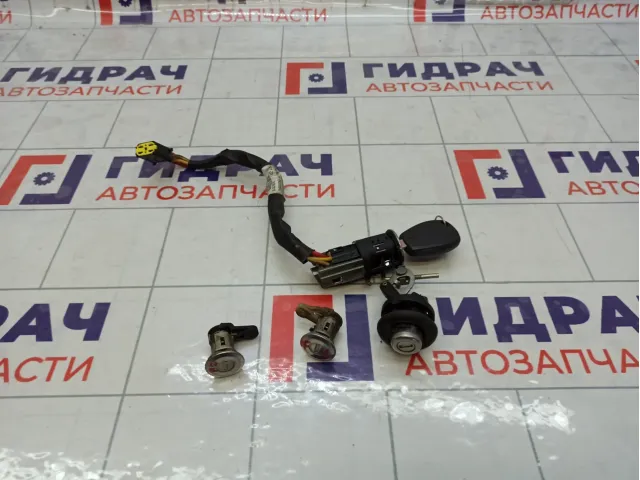 Замок зажигания Renault Logan