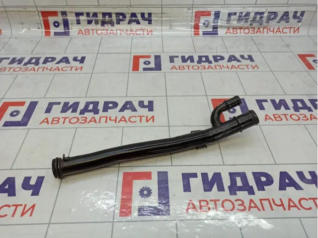 Трубка системы охлаждения Renault Logan 7700869985