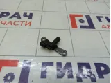 Датчик положения коленвала Renault Logan 8200772182