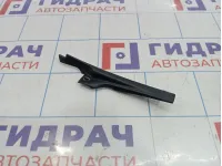 Накладка лобового стекла правая Renault Logan 2 668223701R