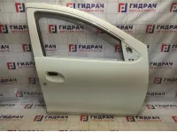 Дверь передняя правая Renault Logan 2 801008681R