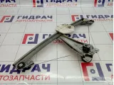 Стеклоподъемник механический задний левый Renault Logan 2 827217198R