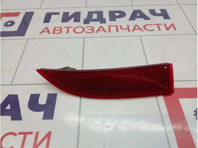 Отражатель в бампер задний правый Renault Logan 2 265600427R