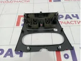 Накладка блока управления отопителем Renault Logan 2 275009384R