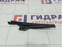 Накладка решетки стеклоочистителя правая Renault Logan 2 668220167R