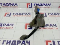 Педаль сцепления Renault Logan 2 465031703R