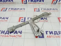 Стеклоподъемник механический задний правый Renault Logan 827202131R