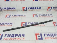 Накладка стекла переднего левого Renault Logan 808210417R