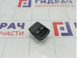 Блок управления стеклоподъемниками Renault Logan 254110431R
