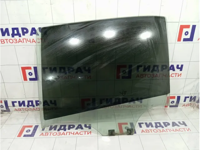 Стекло двери задней левой Renault Logan 823019594R