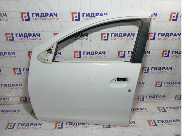 Дверь передняя левая Renault Logan 801012479R
