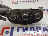 Блок управления отопителем (печкой) Renault Logan 275101698R