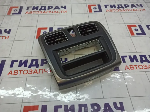 Накладка торпедо Renault Logan 682602327R