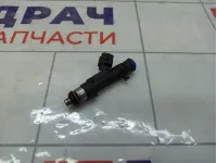 Форсунка инжекторная Renault Logan 8200227124